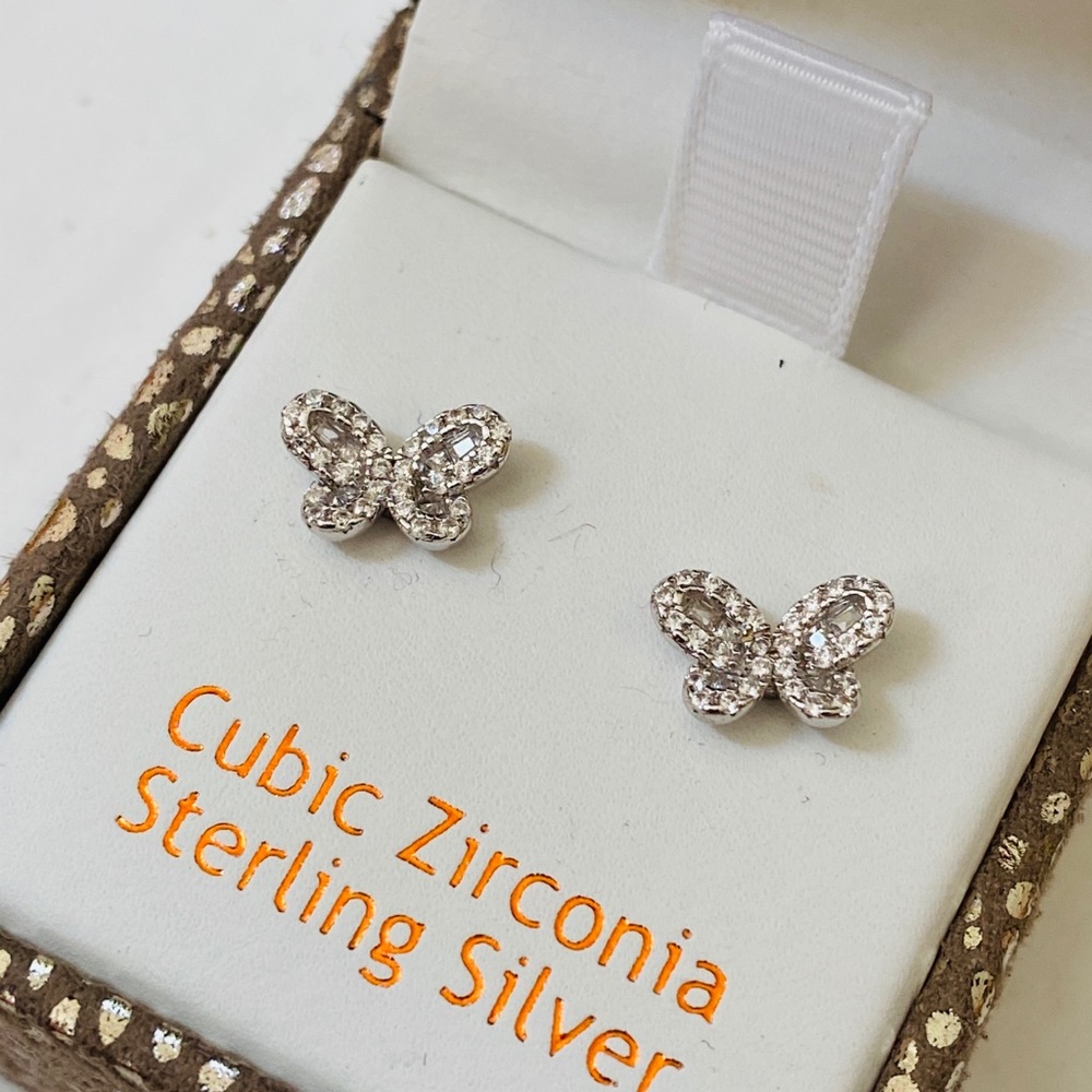 NEW without TAGS Rachel Ashwell Butterfly studs